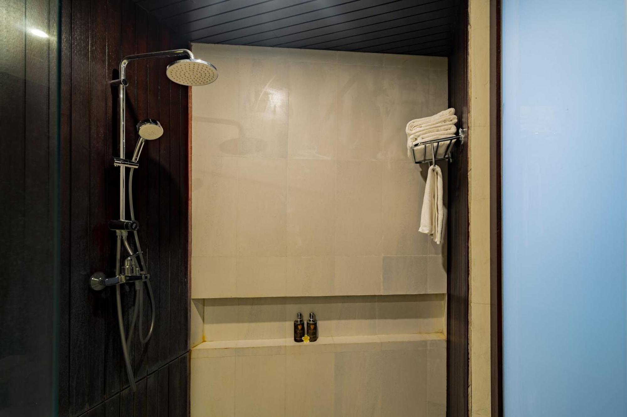 Japa Suites & Villas Ubud  Exterior photo
